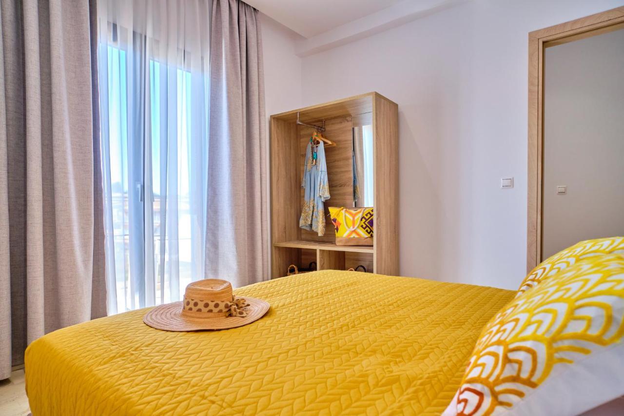 Sunflower Suites Gouvia Corfu Eksteriør billede