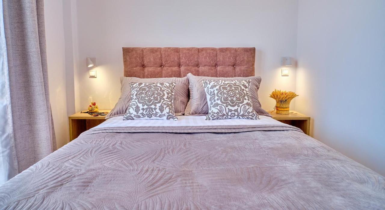 Sunflower Suites Gouvia Corfu Eksteriør billede
