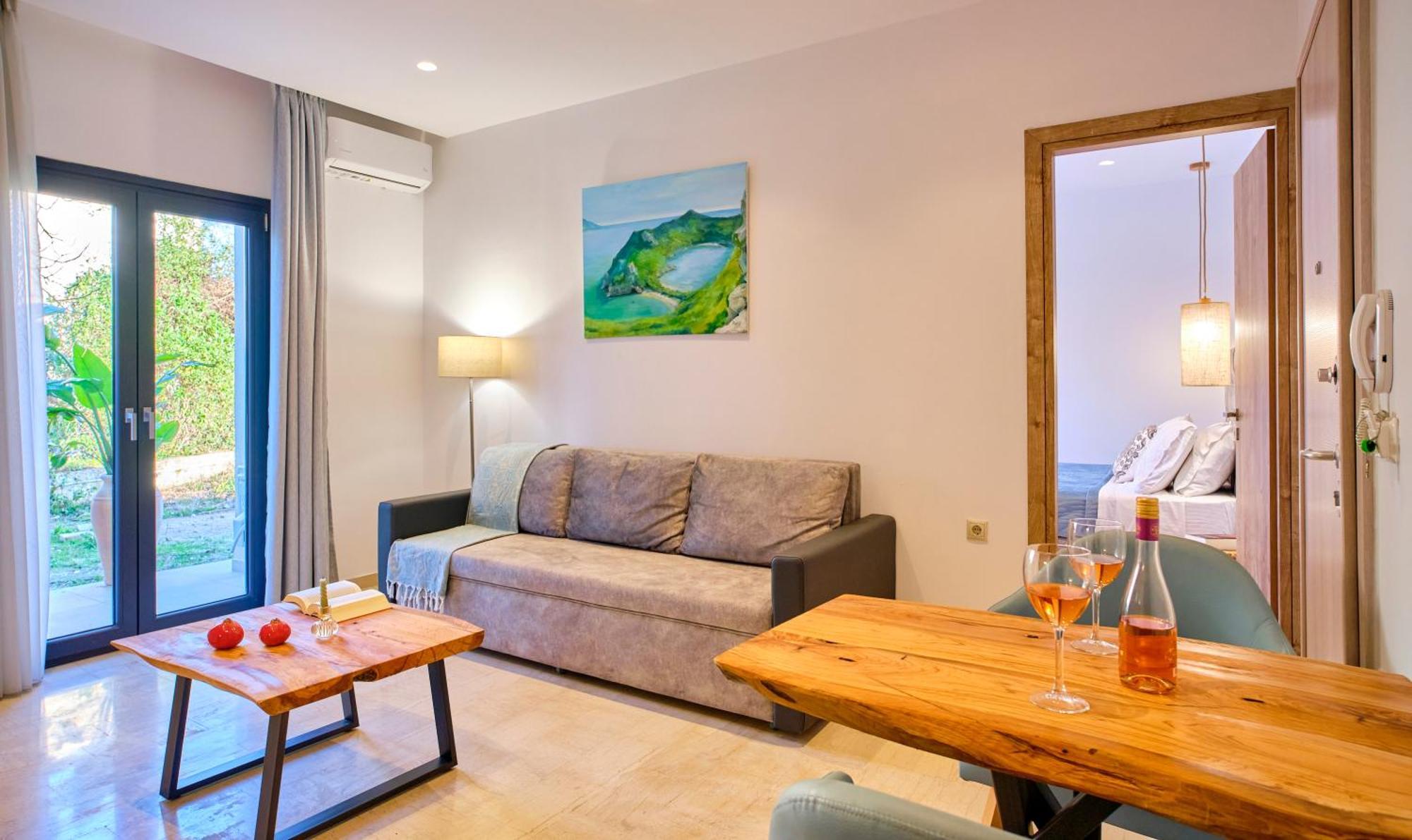 Sunflower Suites Gouvia Corfu Eksteriør billede